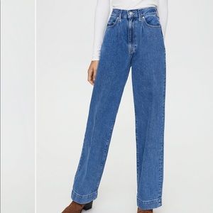 NWOT High waisted wide leg Aritzia jeans